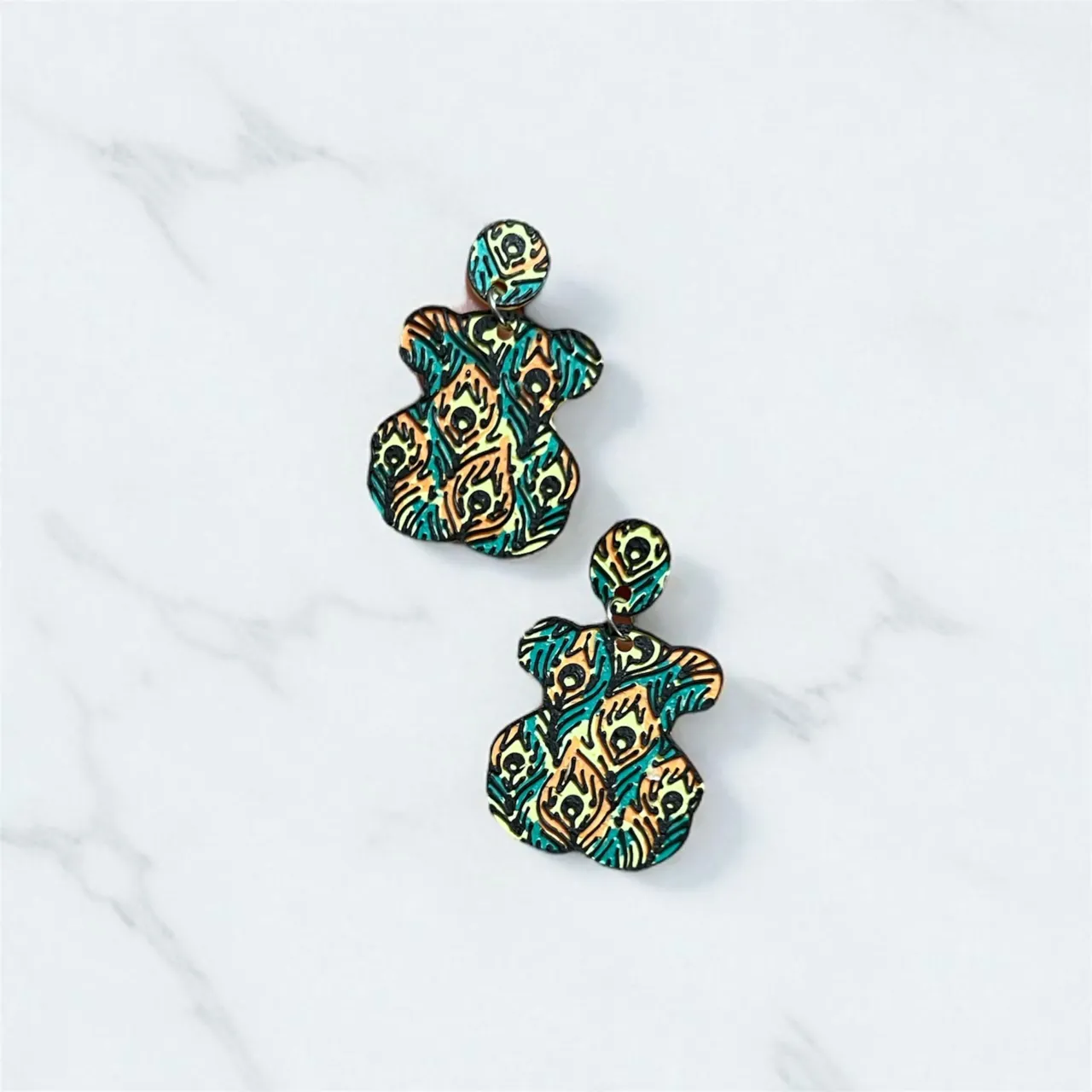 Pendientes oso estampado pavo real view 3