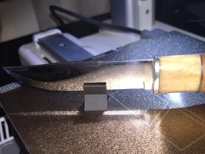 Knife stand
