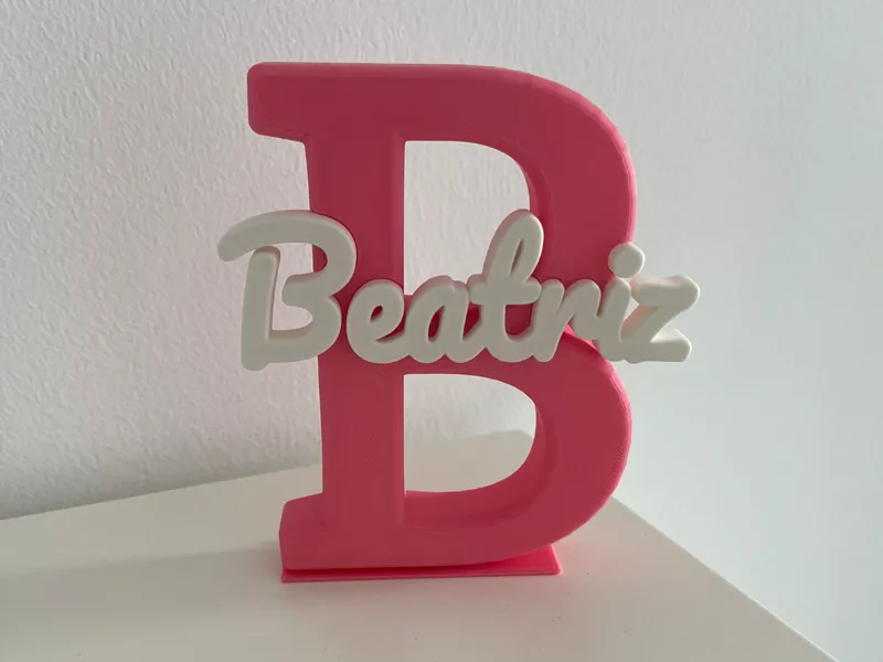 B - Beatriz