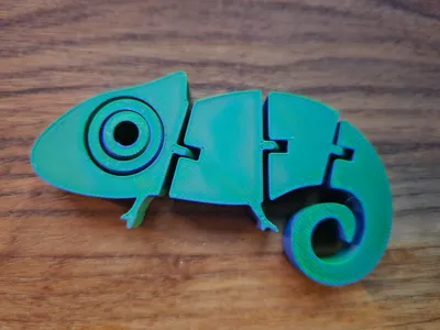 Articulated Chameleon Spinner