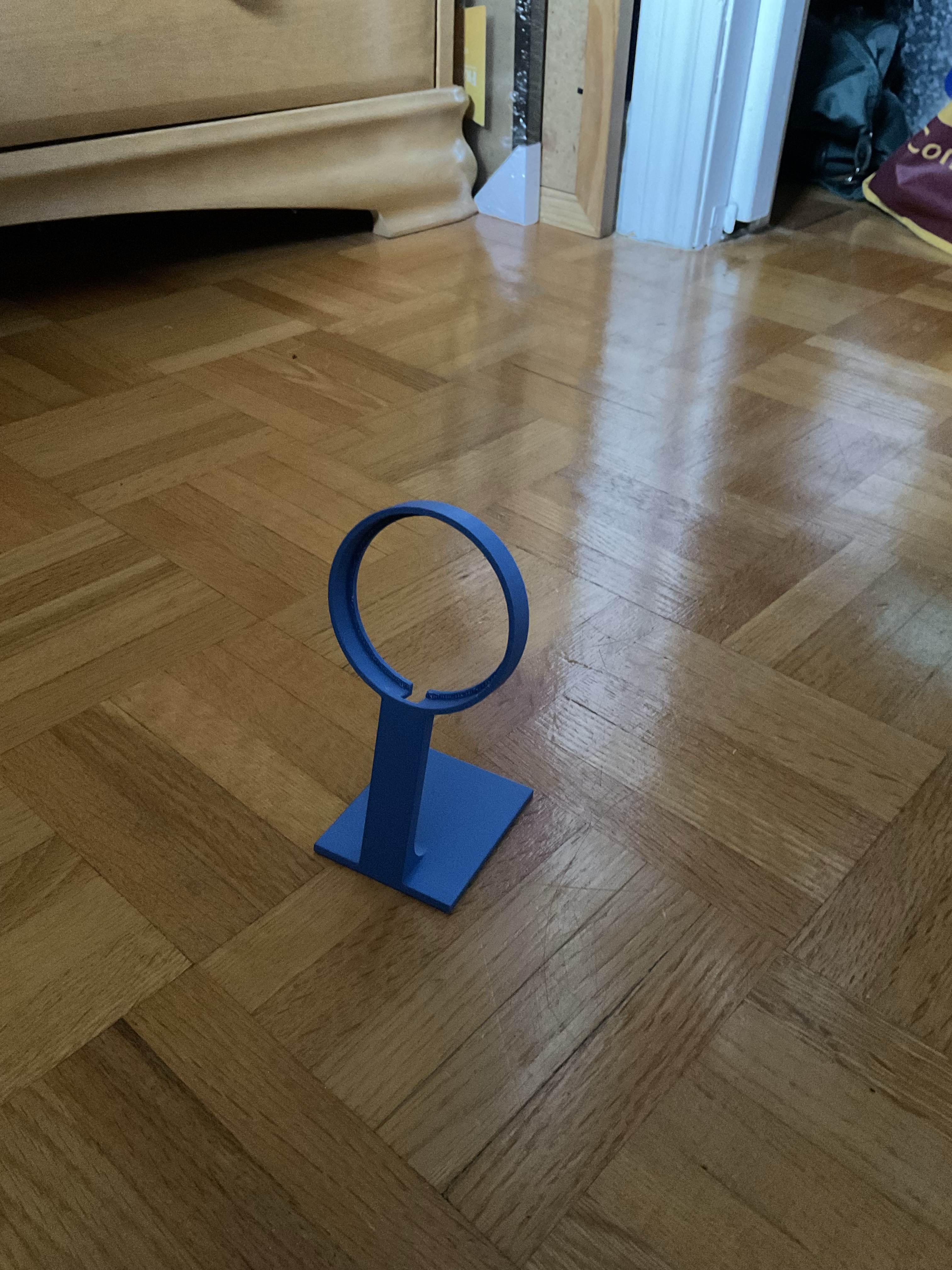iPhone MagSafe Charger Stand view 3