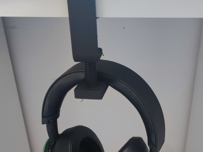 Under Desk Spining Headphone Stand