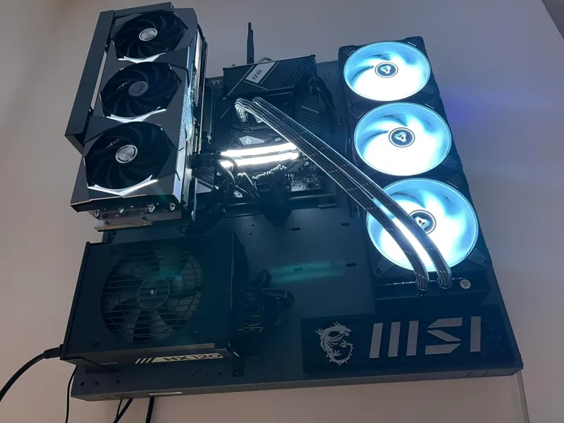 MSI hexagon logo plate