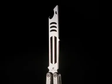 Faca butterfly Armed Shark Mako.