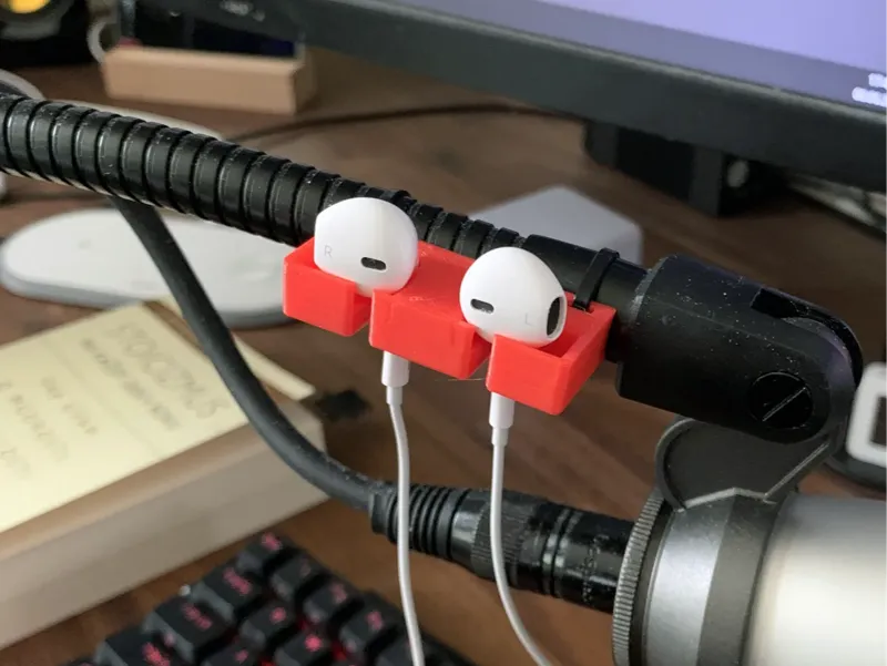 Apple EarPods holder
