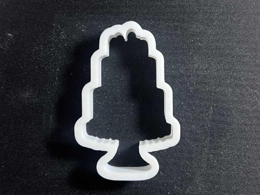 2 Tier Cake on stand with candles