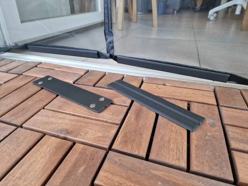 Folding Magnetic Clip for Mosquito Net