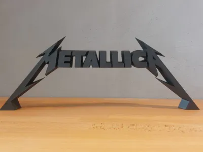 Standing Metallica Logo