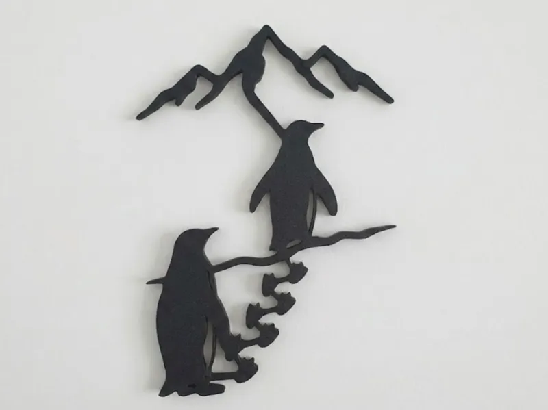 Minimalist Penguin Wall/Line Art - Nature Decor