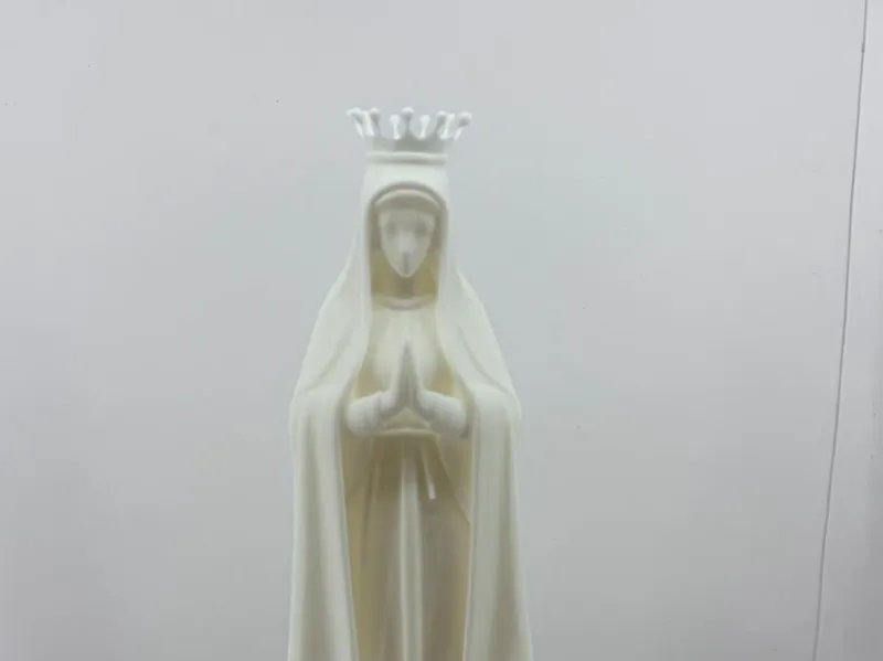 Our Lady of Fátima Statue