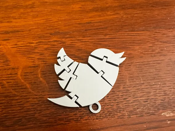 Porte-clés oiseau articulé
