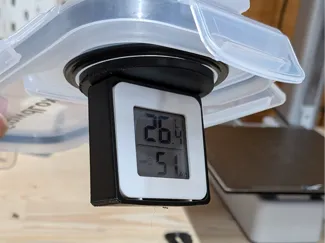 Cereal Box Lid Square Hygrometer Holder