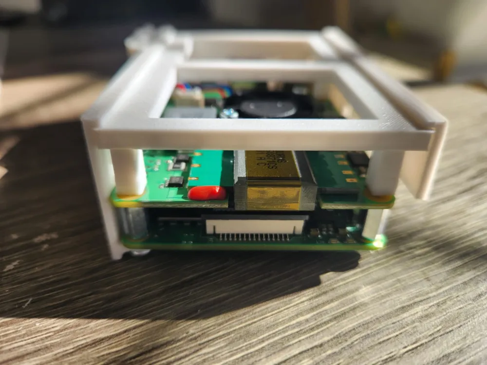 Raspberry Pi 4 B Multi Rack with POE Remixed by variant_g MakerWorld ...