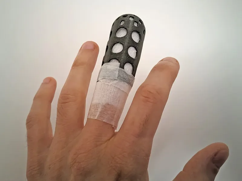Finger tip protection guard