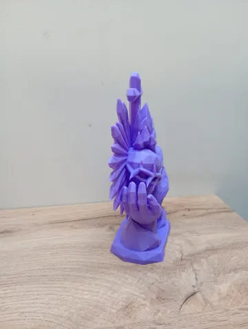 Figura decorativa: Sacred Heart – Low Poly Geometric — vista de referencia 5