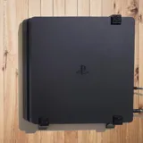 Държач PlayStation за стенен монтаж