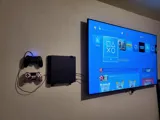Държач PlayStation за стенен монтаж