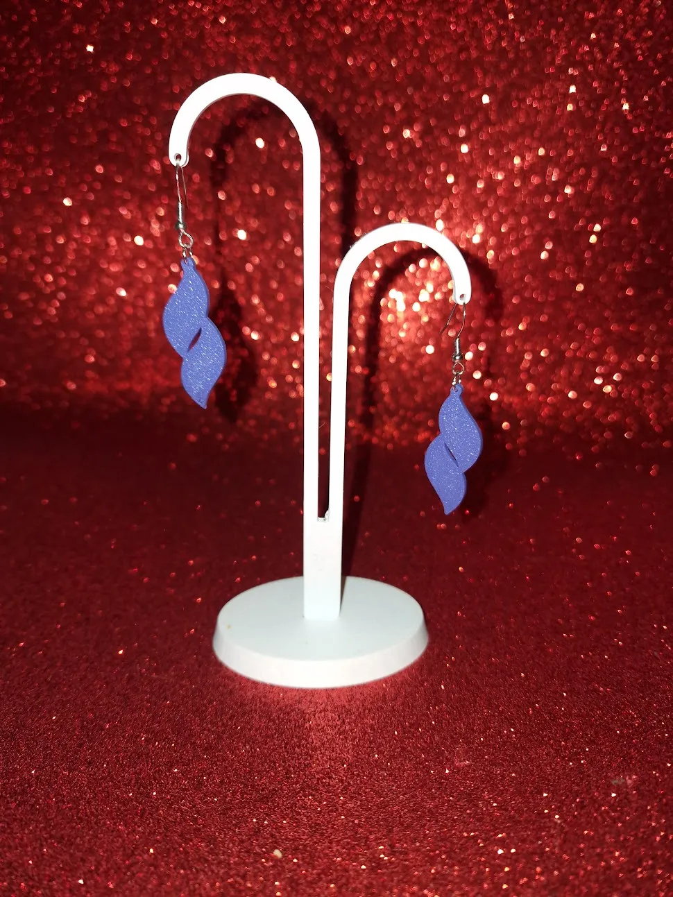Simple earrings view 3