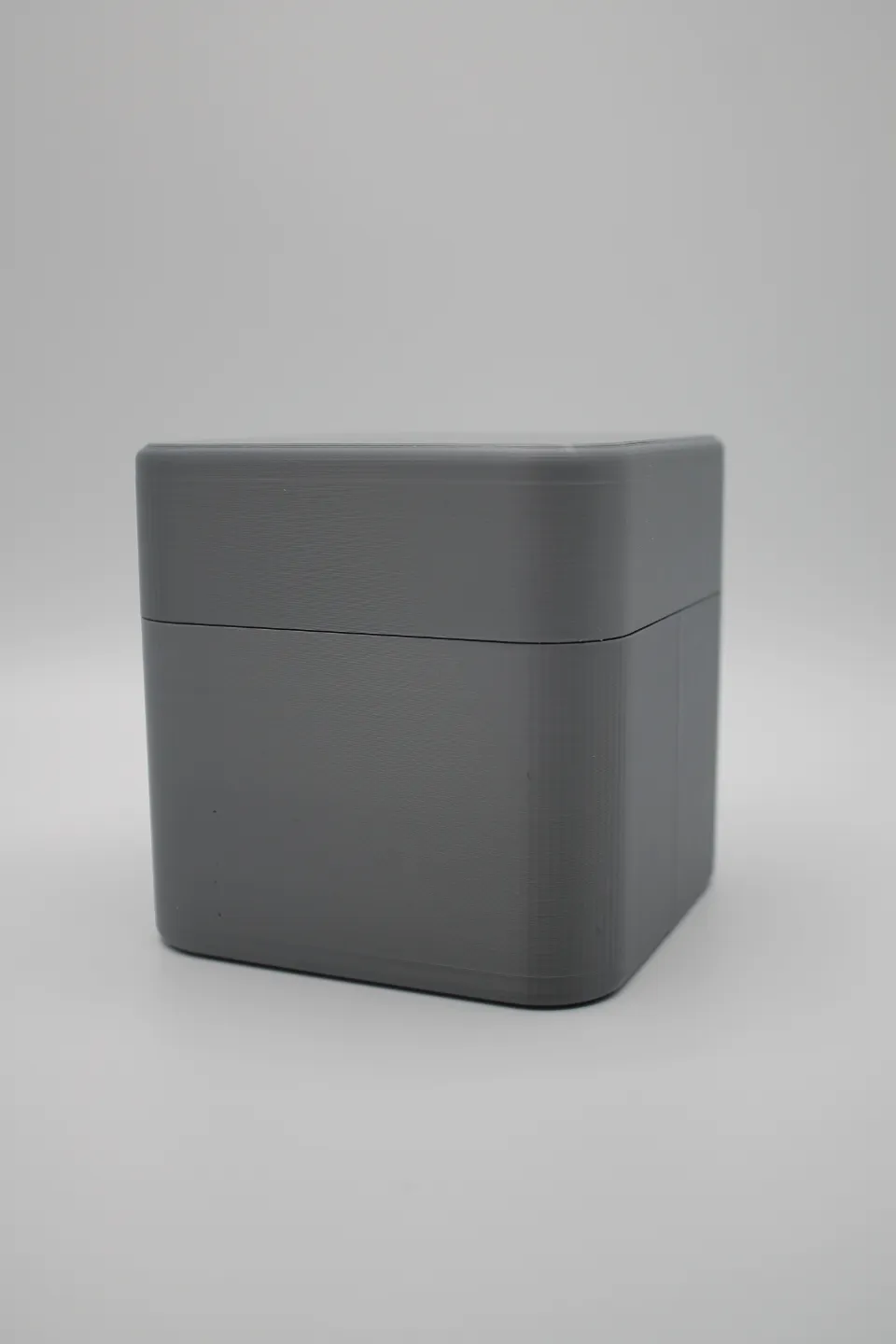 Simple & Stylish Cube Box - Free 3D Print Model - MakerWorld