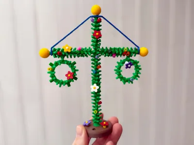 Midsummer Pole - 3D Pegboard