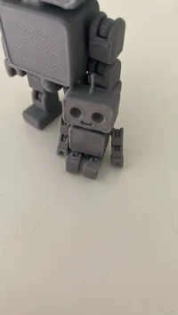 Robot articulé mignon — photo 3