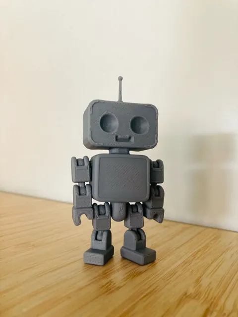 Cute Articulated Robot Print-in-Place view 2