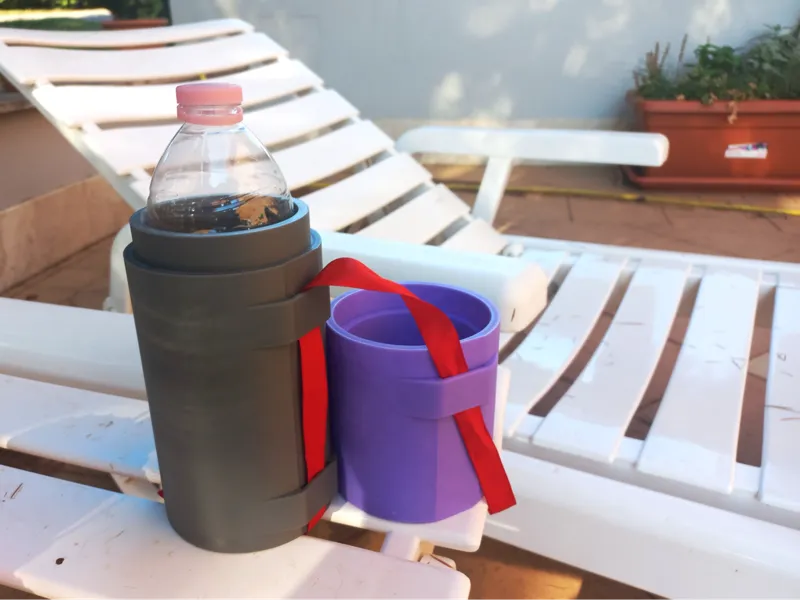 Insulated water bottle container