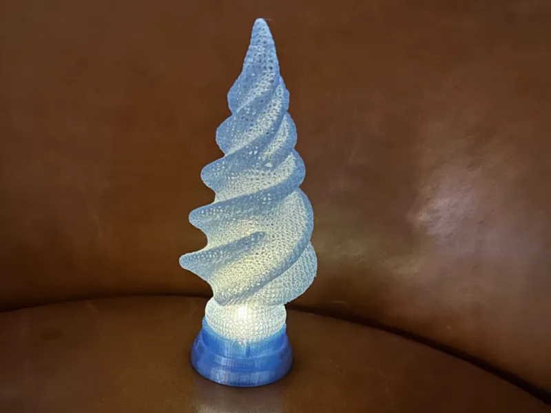 Christmas tree lamp