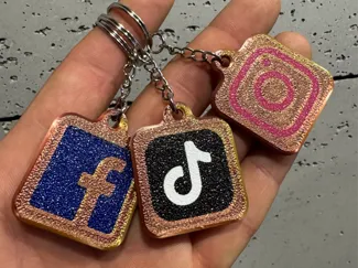 NFC Keychain Facebook Instagram TikTok 
