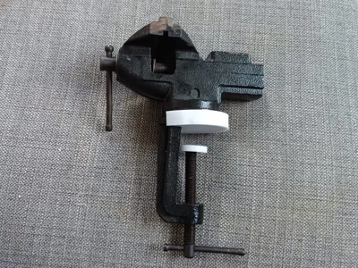 Vice protection pads