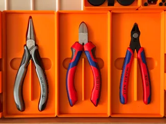 Gridfinity boxes for Knipex pliers and cutters