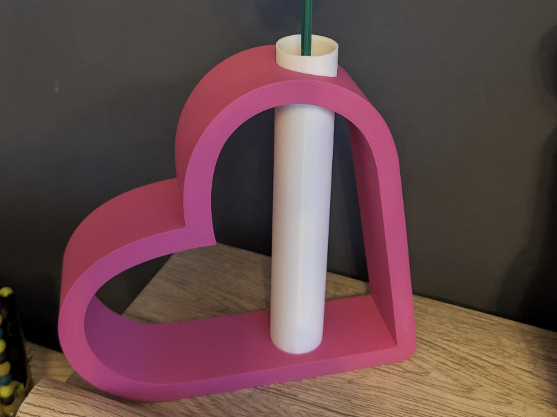 Heart Vase, a small but nice gift