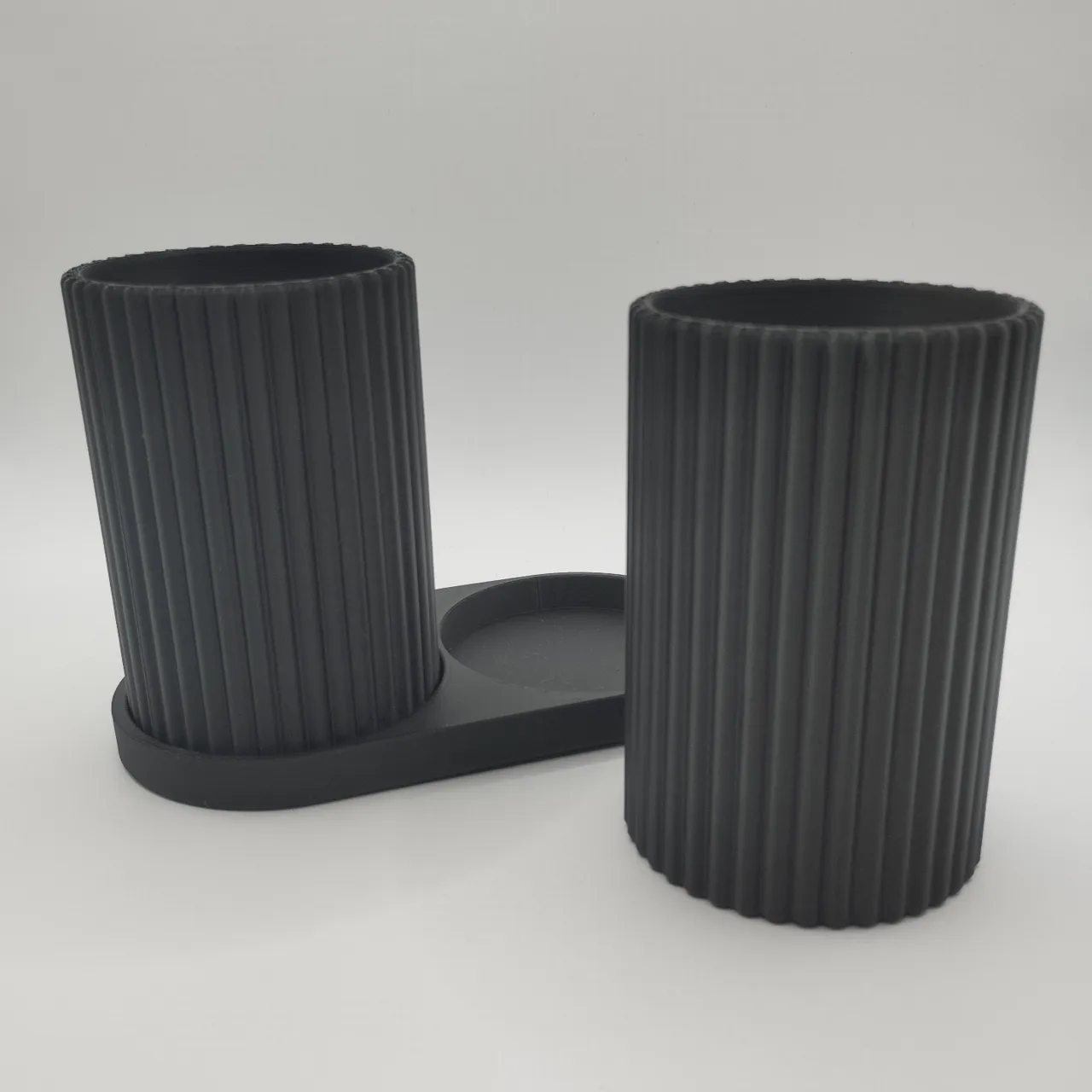 Ribbed Double Toothbrush Holder Set, Organizer view 3