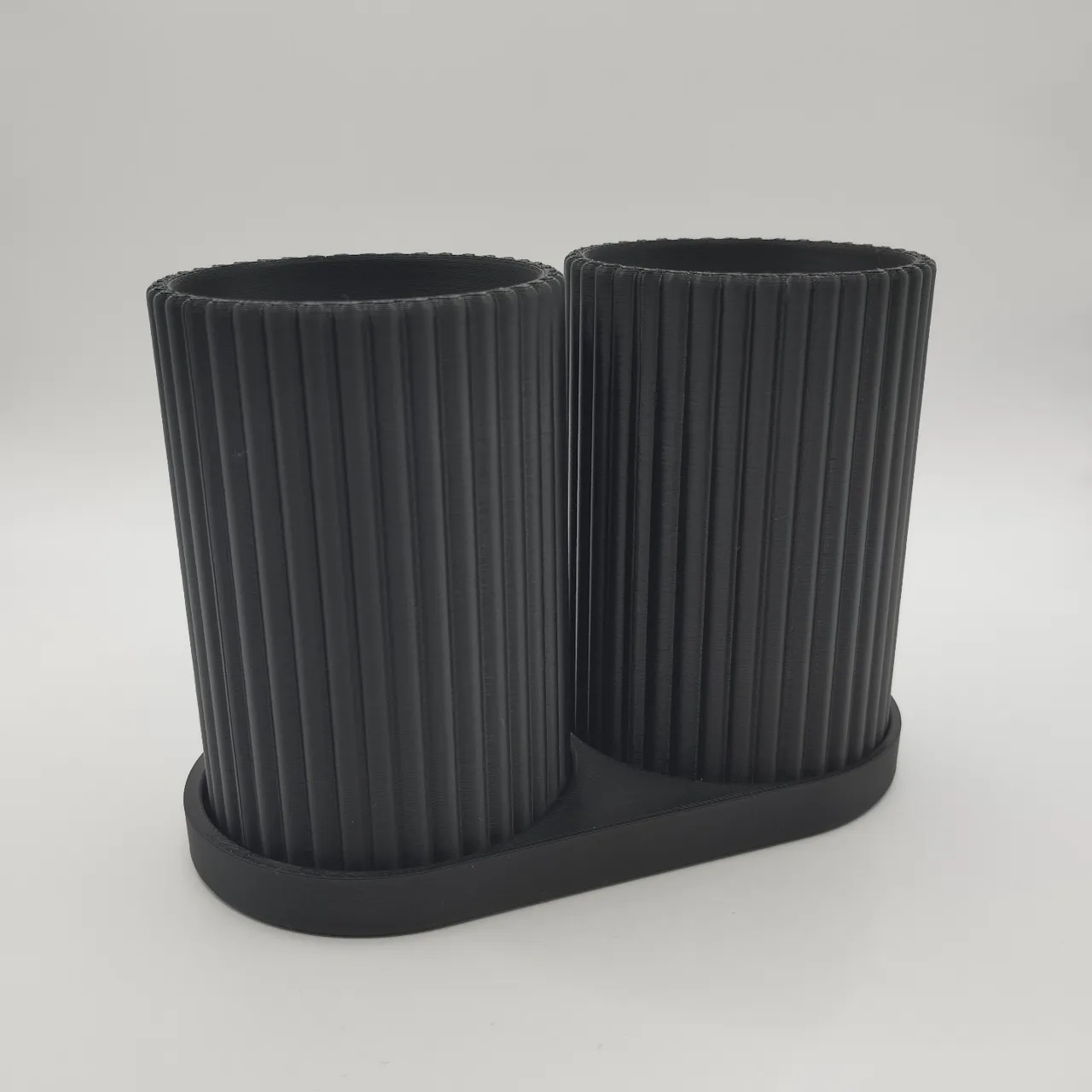 Ribbed Double Toothbrush Holder Set, Organizer view 2