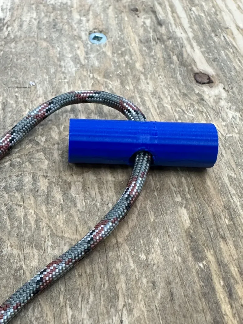 ParaCord Toggle