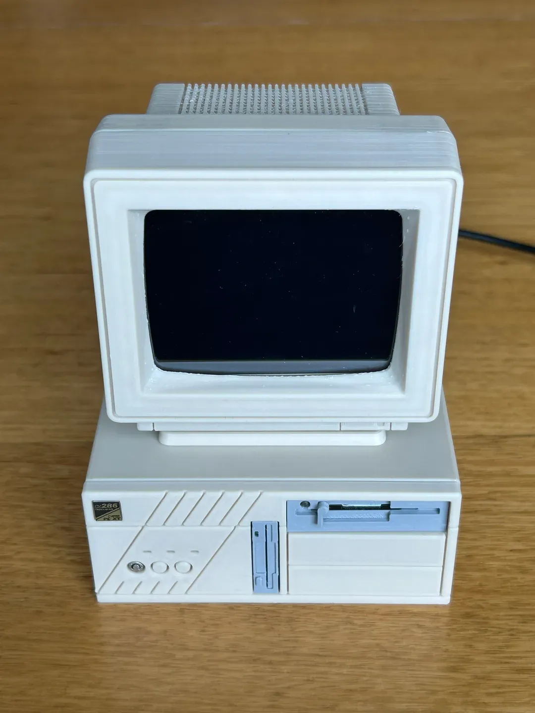 Retro Desktop PC Raspberry Pi case view 2