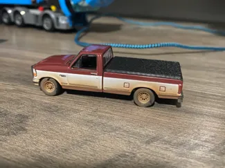 Greenlight 1994 Ford F250 1/64  bed cover