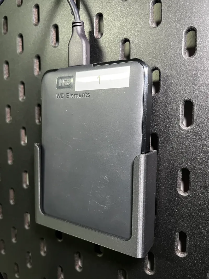 Ikea Skadis - WD Elements 1 TB (HDD)