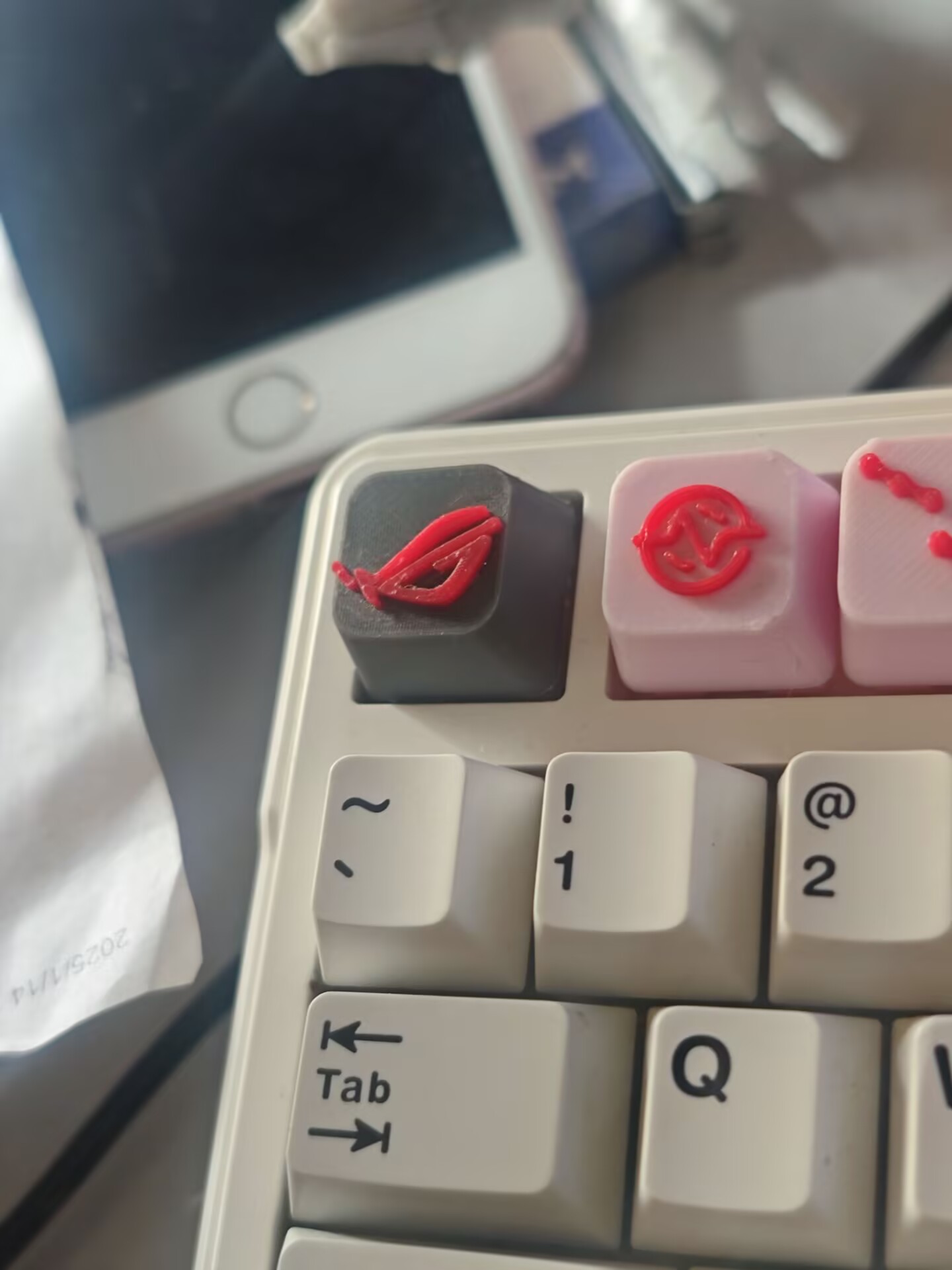 Miniatura 1 do modelo 3D ROG键帽