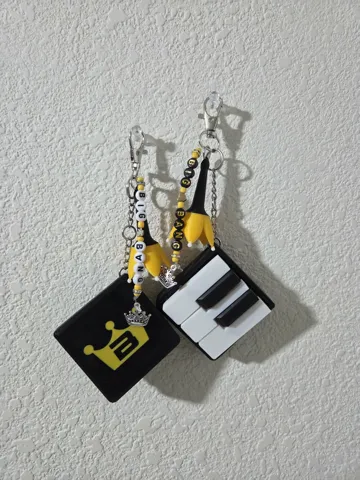 Llavero: BigBang Lightstick keychain — vista de referencia 4