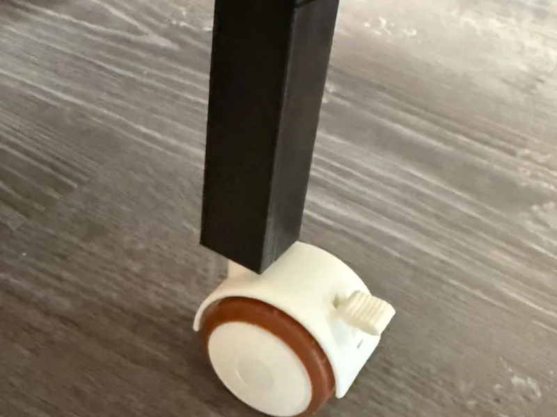 Tischerhöhung mit Rollen 2cmx2cm 