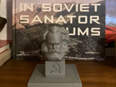 Karl Marx Statue