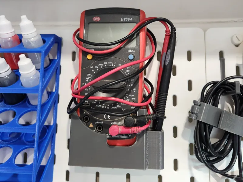 Skadis holder for UNI-T UT39 multimeters