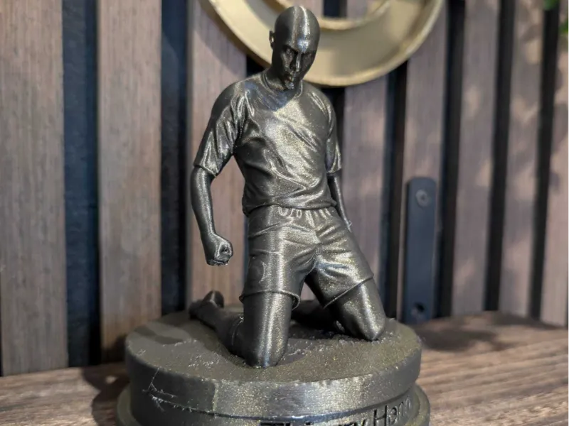 Thierry Henry Statue