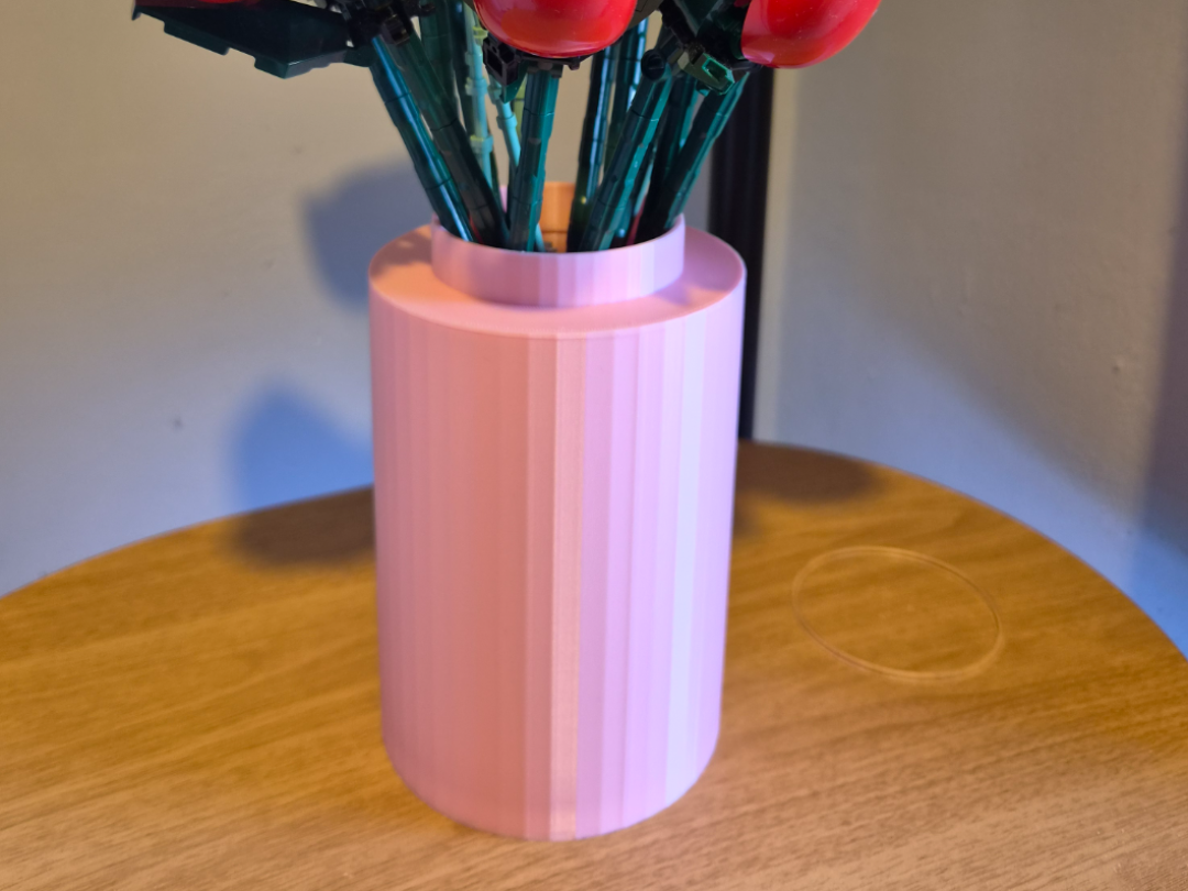 Vase for brick flowers / artificial flowers
