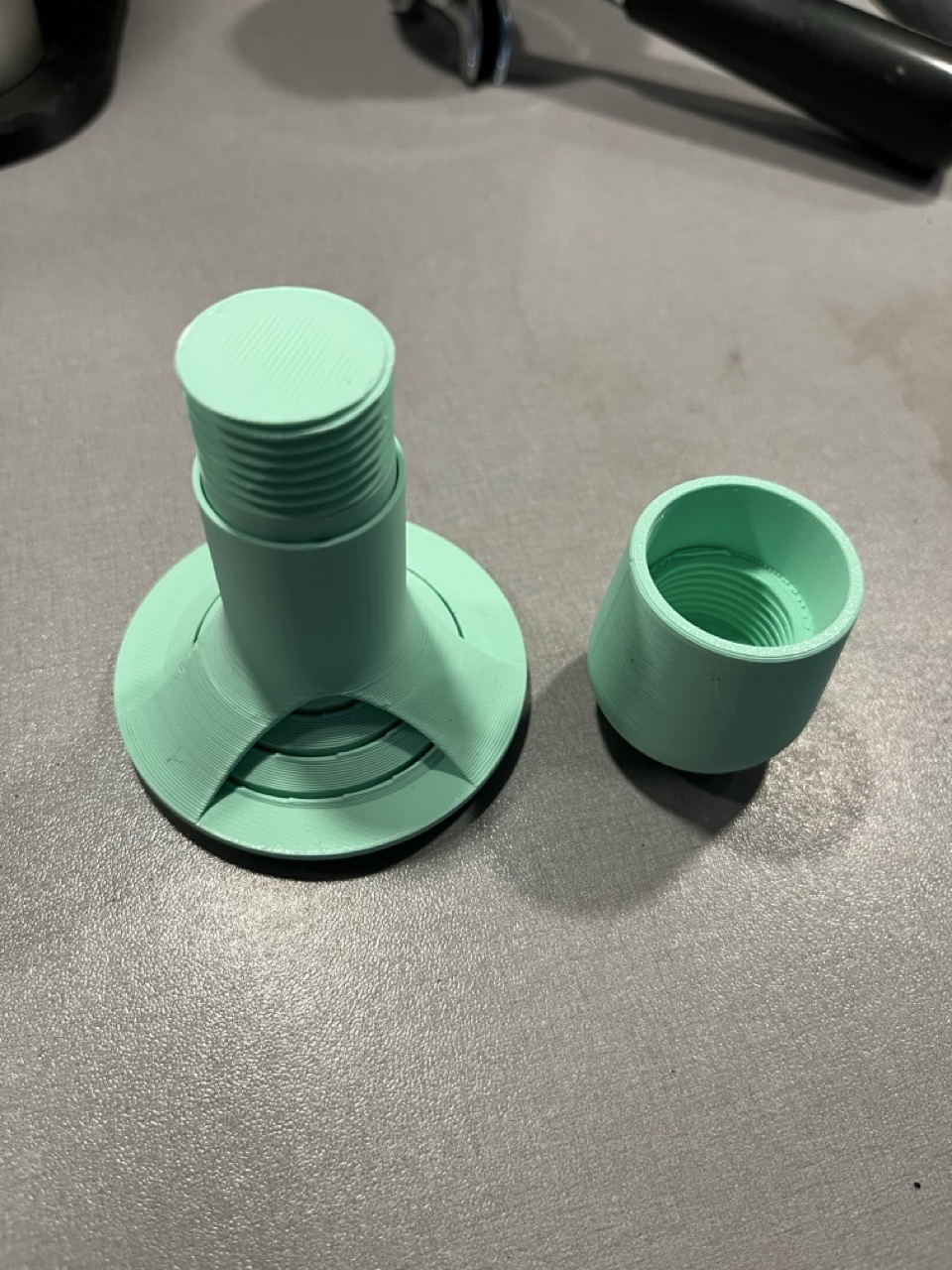 Miniatura 4 do modelo 3D Self-leveling Espresso Tamper