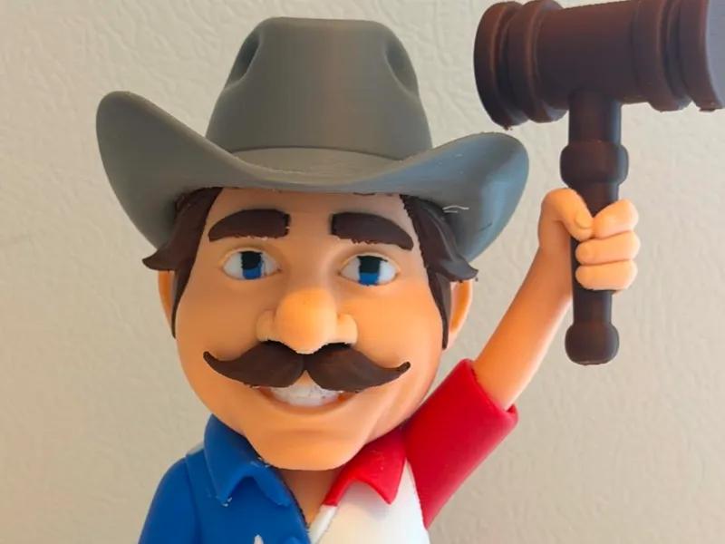 Storage Wars Texas Auctioneer Walt Cade