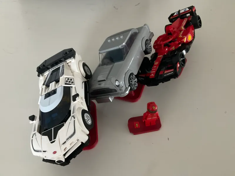 Speed Champions Car and Driver Stand - Three Sizes