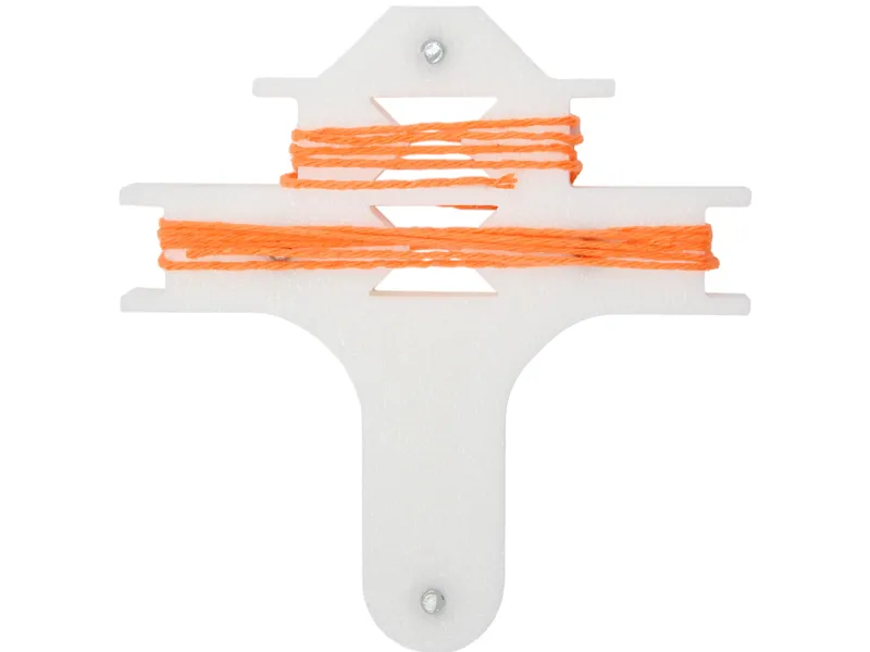 A reel for creating stamens from threads