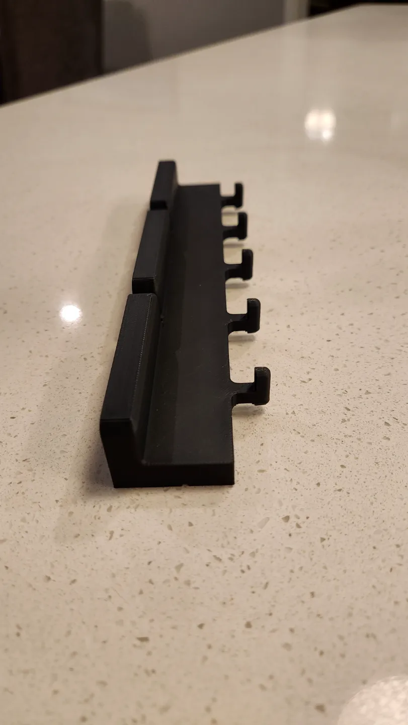 AMS Skadis Pegboard Mount – Screwless and Secure by ChriuusMakerWorld ...